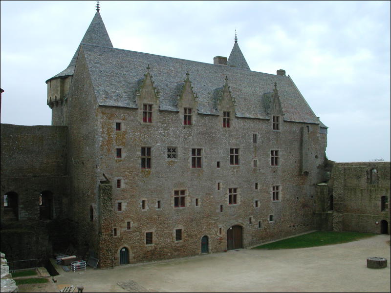 [Chateau Suscinio2.jpg]