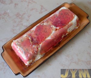 Terrine  la brousse et au jambon cru